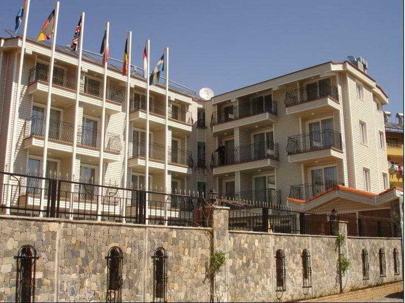 Sweet Home Hotel Side Exterior photo